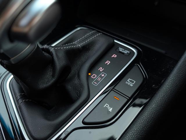 Kia Niro Photo e15bf8ca-5e0d-4e1b-acf5-7e65a7fafa96.jpg