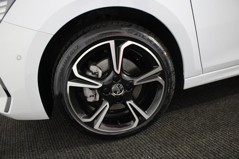 Vauxhall Corsa Photo e16c306d-b0bd-43d1-91f8-847039a875a2.jpg