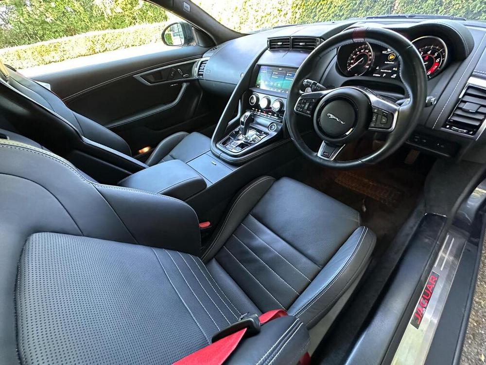 Used Jaguar F-Type LB69VZD 3