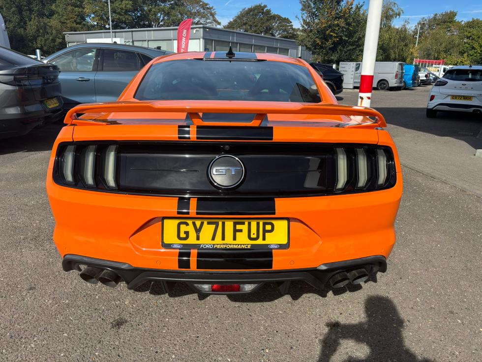 Ford Mustang Photo e1753496-45bb-498e-b4c1-5e937fc34513.JPEG