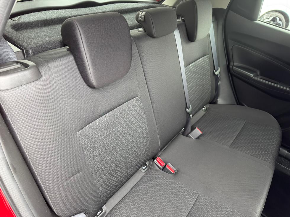Suzuki Swift Photo e1785b85-59dc-4436-b421-34c30da83a20.JPEG