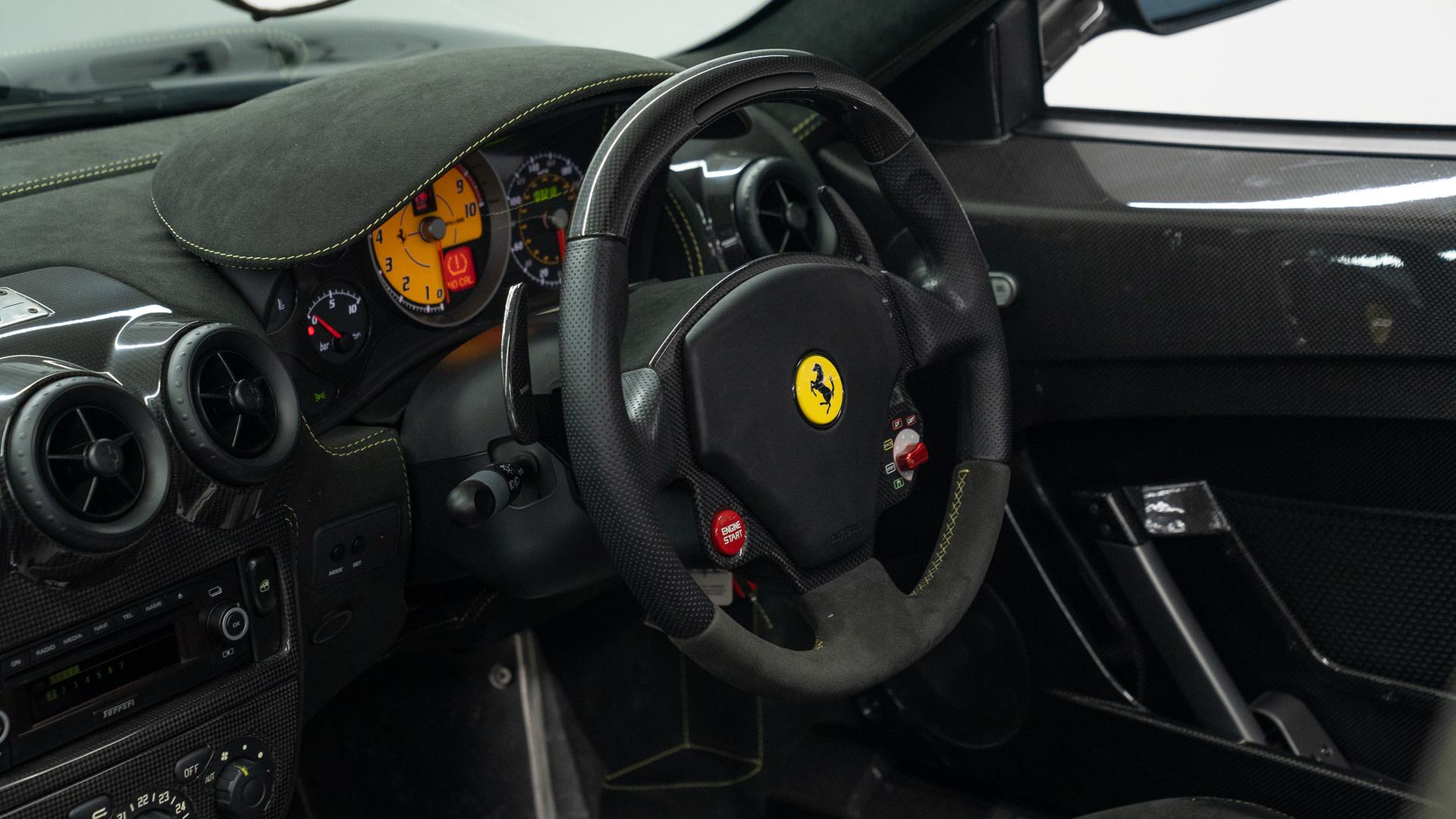 Ferrari 430 Photo e17e5d23-840c-4d0c-8f50-4c8d9d1907cd.jpg