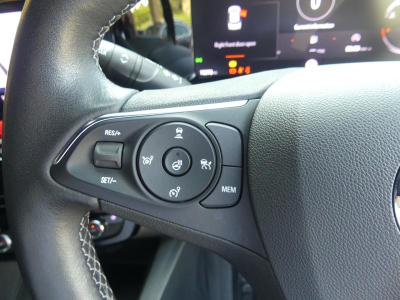 Vauxhall Mokka Photo e18f073b-5d8d-4462-8679-58e932ac9790.jpg