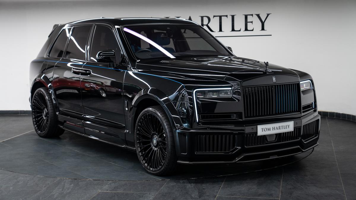 Used 2026 Rolls-Royce Cullinan Series II 'Urban Widetrack' Diamond Black Metallic at Tom Hartley