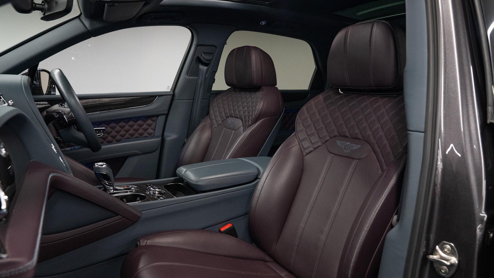 Bentley Bentayga Photo e1a85a03-7c7b-4df8-919b-4e141e9f3d55.jpg