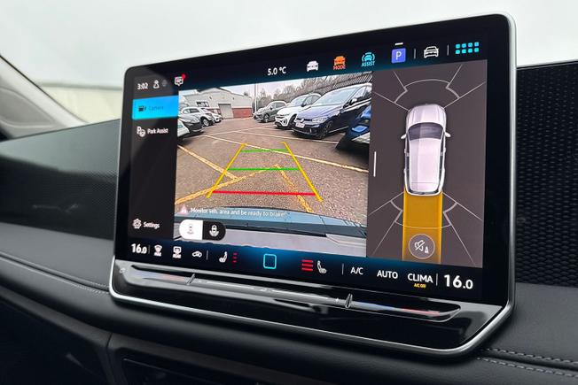 VOLKSWAGEN Tiguan Photo 36
