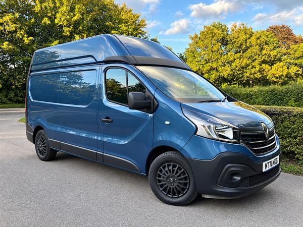 Used Renault Trafic MT71KKG 1