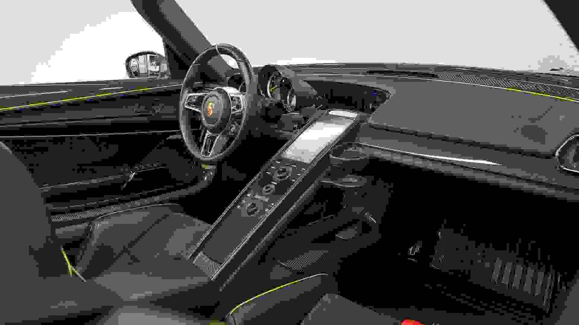 Porsche 918 Spyder Photo e1cfa296-6ef6-48a7-9649-575beba30c70.jpg