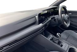 Volkswagen Golf Photo 2