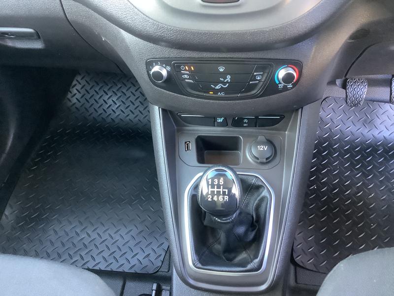 2022 22 FORD TRANSIT COURIER