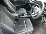 Audi Q3 Photo 17