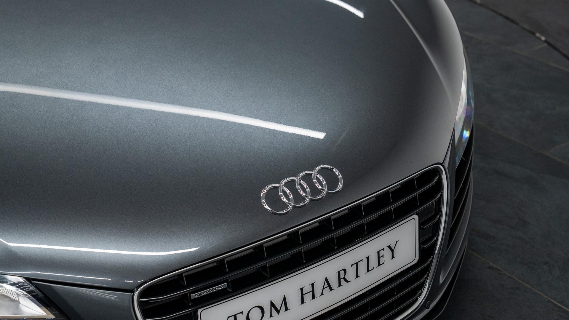 Audi R8 Photo e2453a7a-a489-44f6-bc83-a12439163d47.jpg