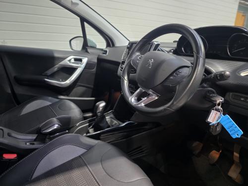 Peugeot 2008 Photo e24bc3f8-73cf-462b-b09a-f994f04fe03a.jpeg