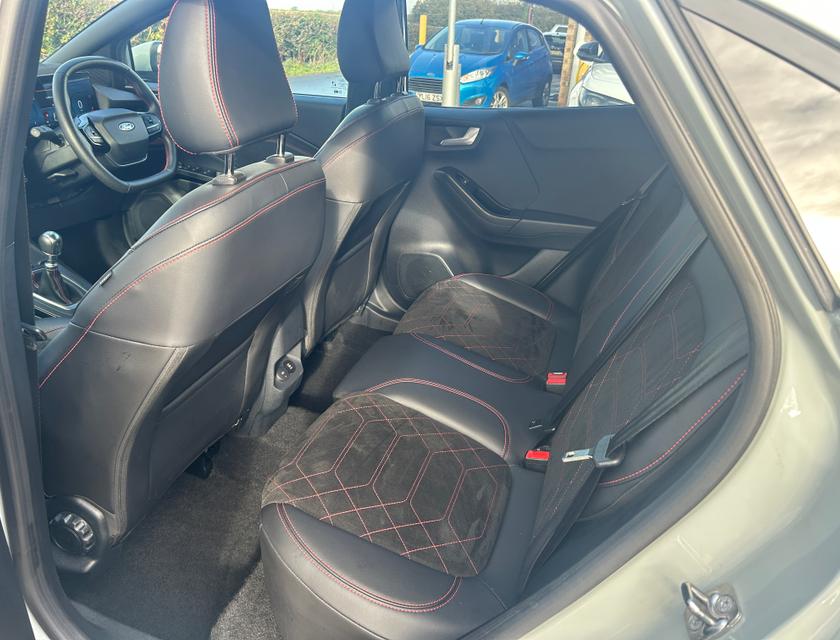 Ford Puma Photo e2666691-2901-4435-8b77-9fd055a9bbe0.jpg