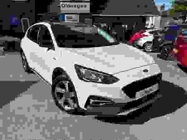 Used 2020 Ford FOCUS ACTIVE 1.5 ECOBLUE 120PS 5DR AUTO FROZEN WHITE at Dinnages