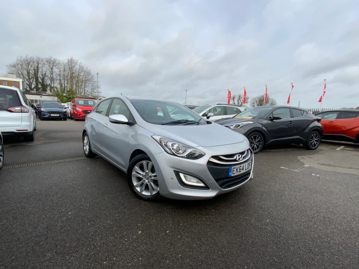 On the road: Hyundai i30 Active 1.6 CRDi 110PS Blue Drive, Motoring