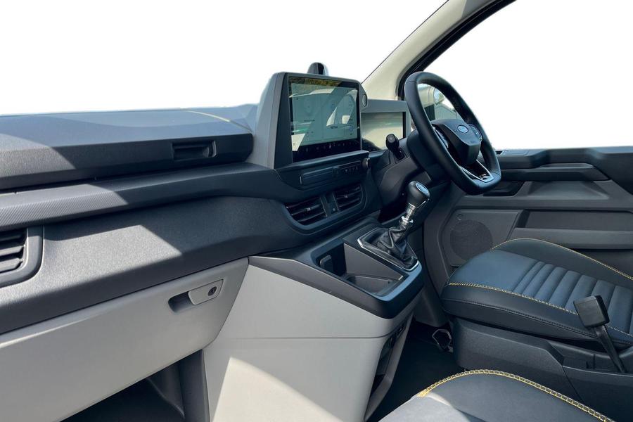 Ford TRANSIT CUSTOM Photo e27491ac-9e29-42c7-a19d-c6237ce67c1b.jpg