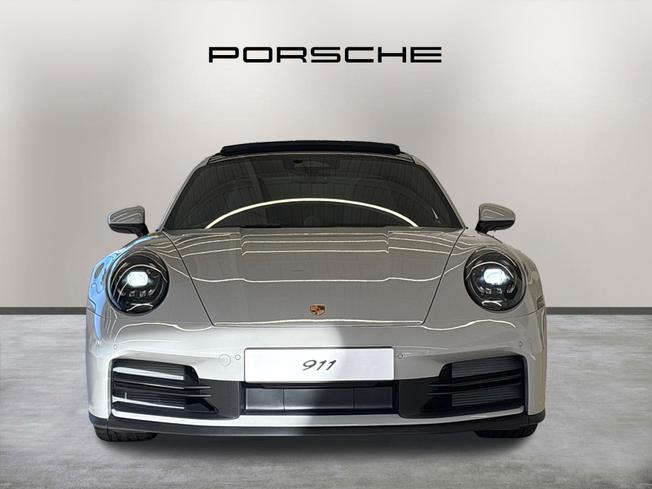 PORSCHE 911 Photo 2