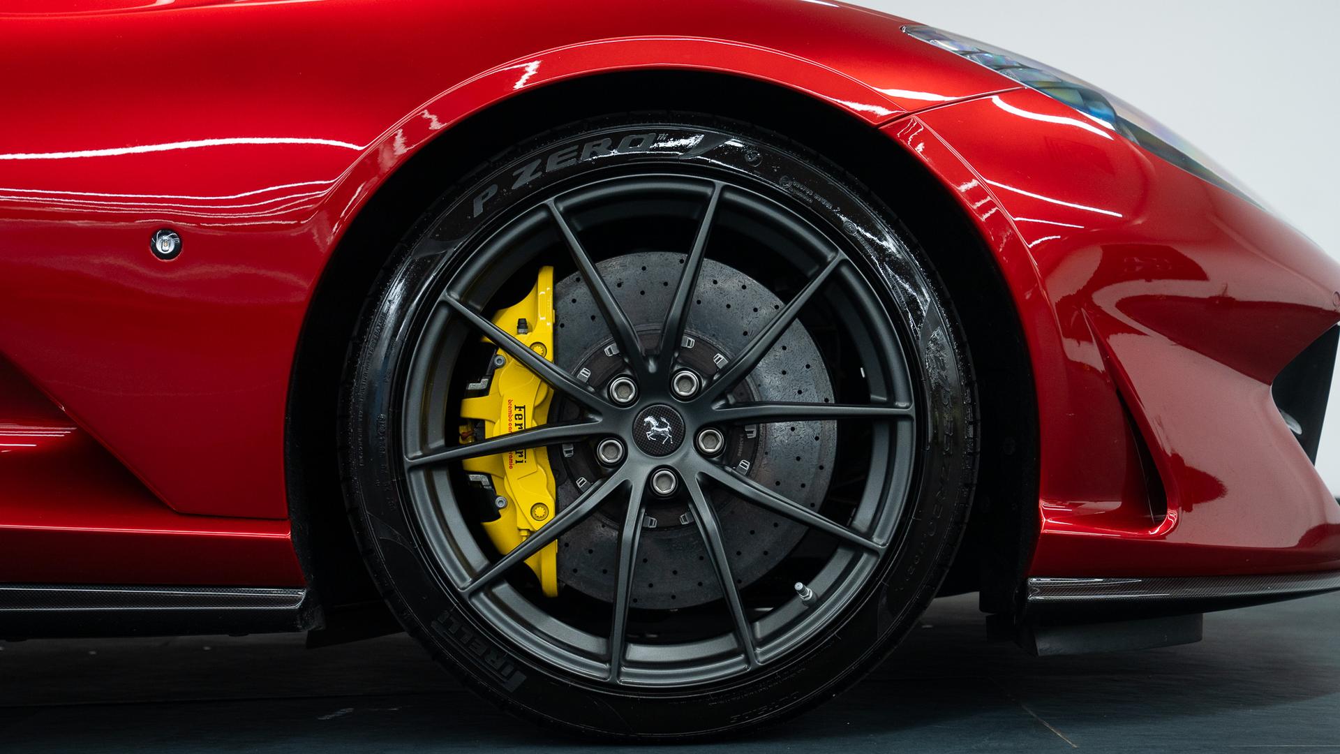 Ferrari 812 Superfast Photo e289ca28-c135-4ce2-8007-3ed543638e1e.jpg