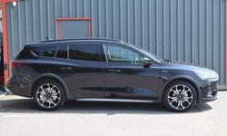 Ford FOCUS Photo 1