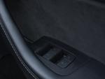 TESLA Model Y Photo 11