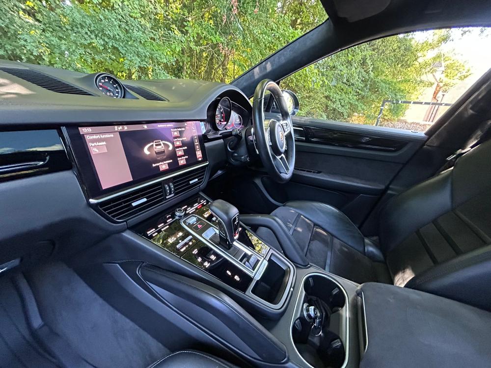 Used Porsche Cayenne FN70DNE 39