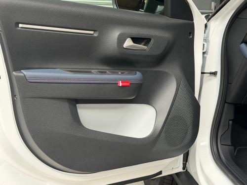 Citroen C3 Aircross Photo e2c330d0-6db1-4ae4-8052-d6b7bc2c6c82.jpeg