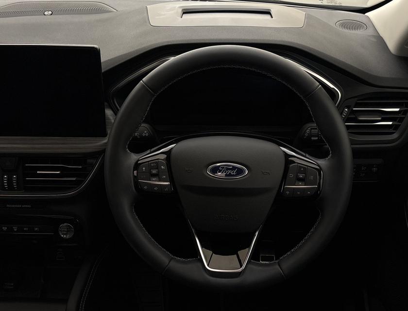 Ford Kuga Photo e2d3b168-a2a6-4aac-bf98-e9e4de9e8625.jpg