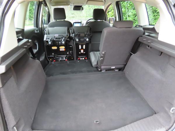 Used Ford C-Max MX68VNV 14