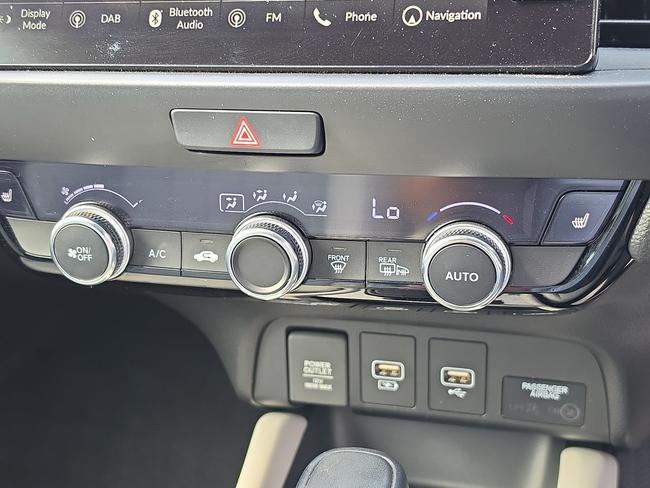Honda Jazz Photo e2d6733f-ff73-4139-900e-e3f7c8cdaa82.jpg