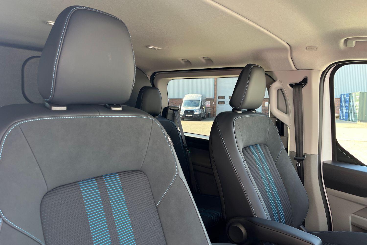 Ford TRANSIT CUSTOM Photo 30