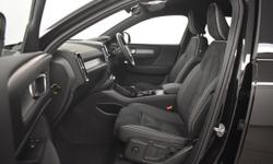 Volvo XC40 Photo 8