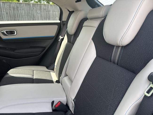 Honda HR-V Photo e2eef91e-9590-46a9-ada2-816cc4404cb9.jpg