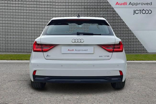AUDI A1 Photo 7