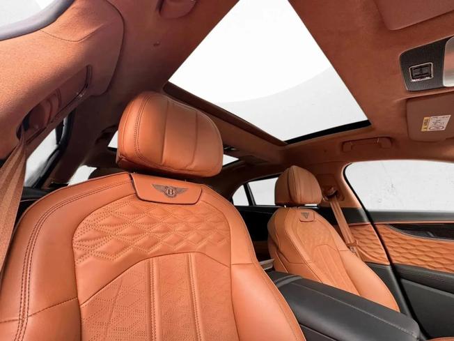 BENTLEY Flying Spur Photo 10