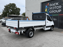 Mercedes-Benz Sprinter Photo 12