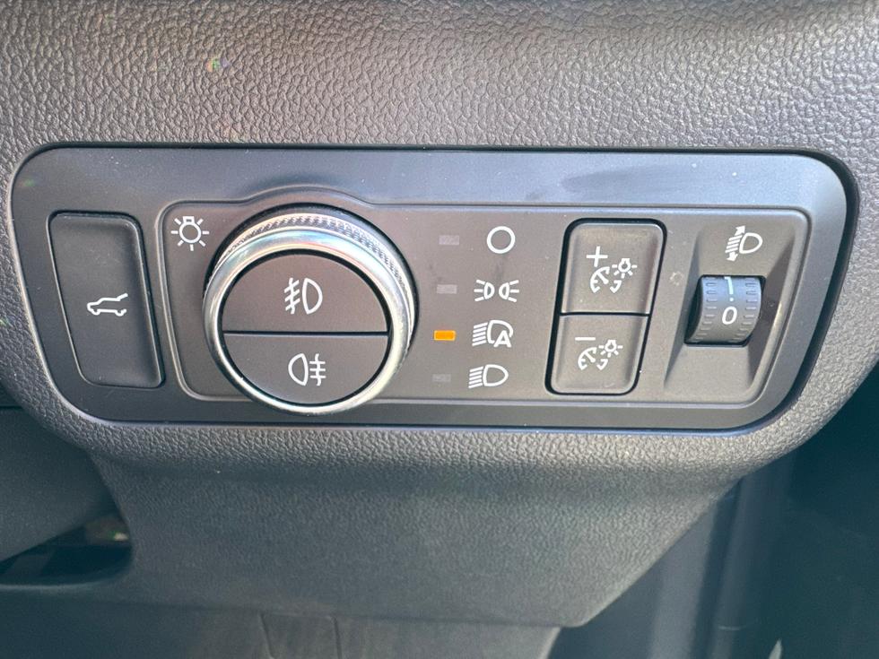 Ford Kuga Photo e327a0c0-b27a-457c-81ef-e7ca4b96ecde.JPEG