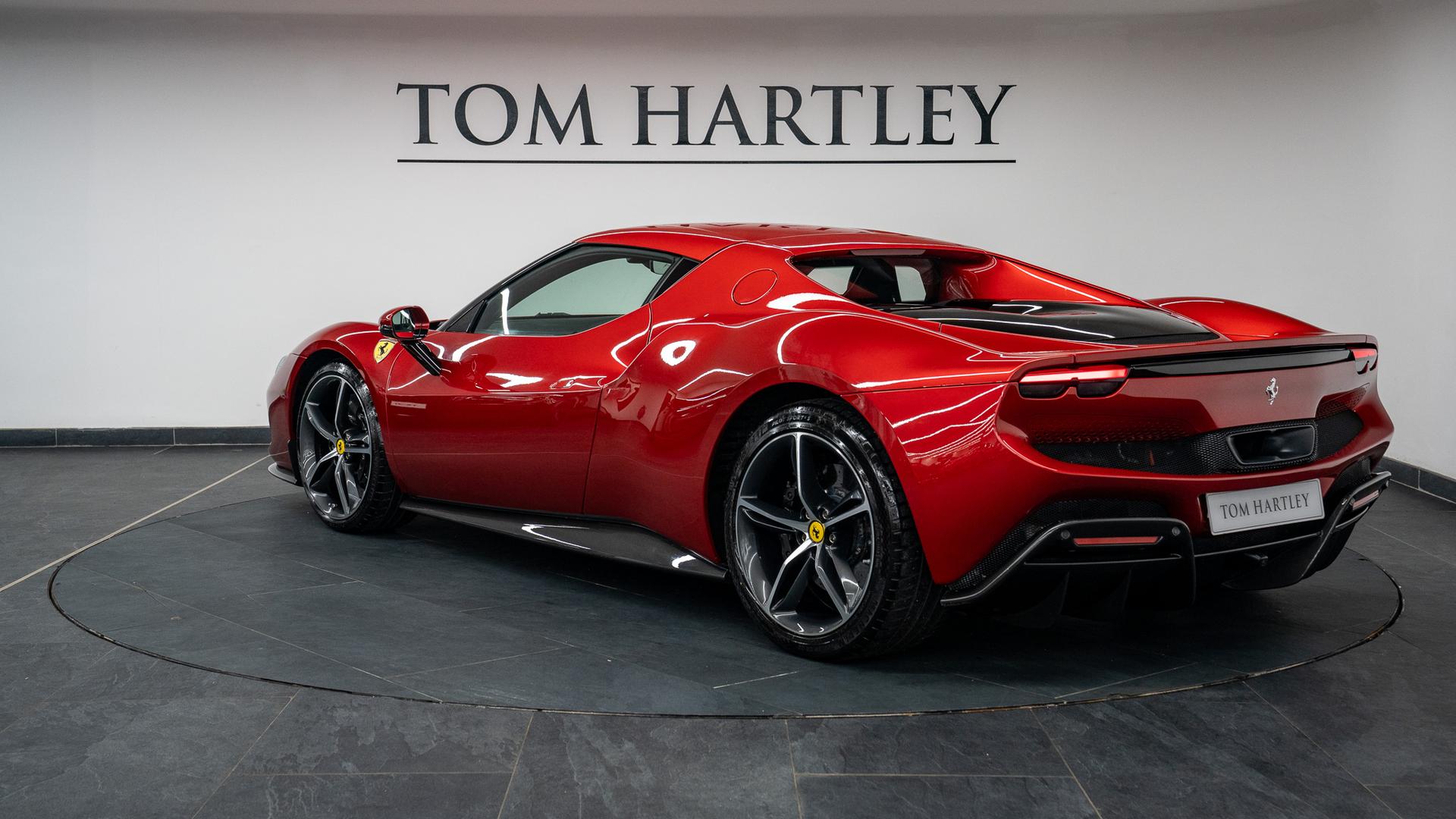 Ferrari 296 Photo e32c4d0b-dcb0-4c3d-9342-49b2abaaefe6.jpg