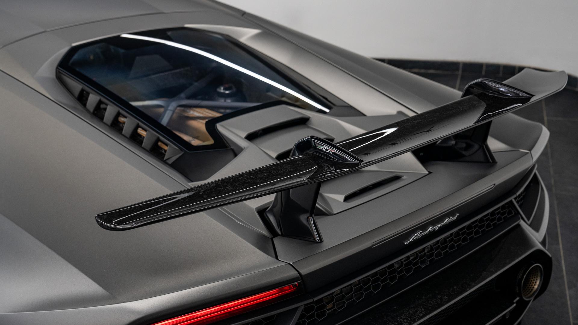 LAMBORGHINI Huracan Photo e32eccd1-21f5-4e1b-9182-7811426279e5.jpg