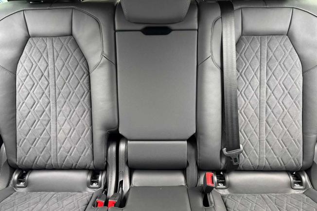AUDI Q5 Photo 30