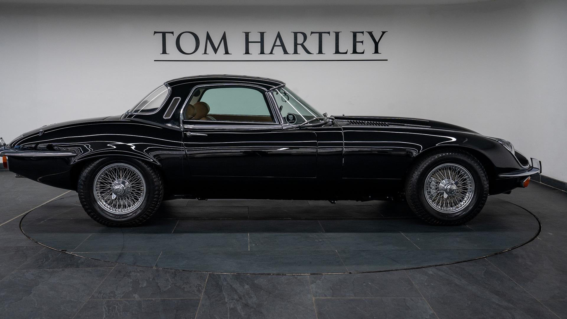 Jaguar E-Type Series III V12 Photo e340dbb1-0560-435d-b663-66c876b9ad70.jpg