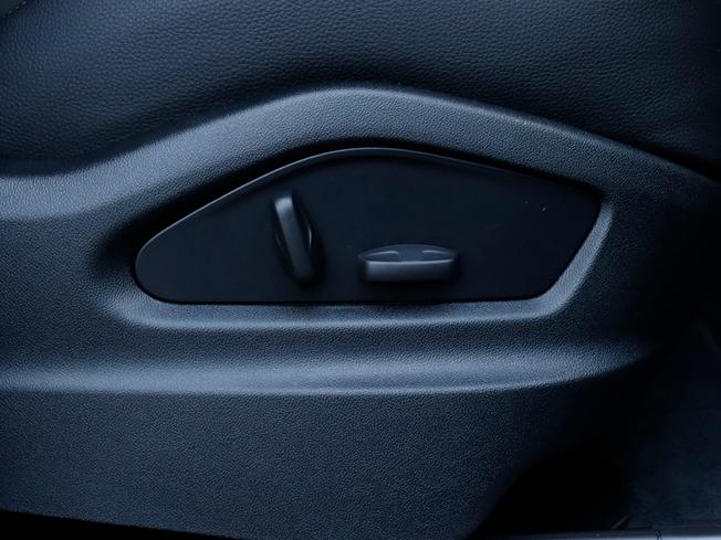PORSCHE Cayenne Photo 25