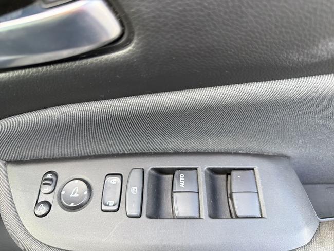 Honda Jazz Photo e355c892-8423-4936-86e1-d7ddc3a66e67.jpg