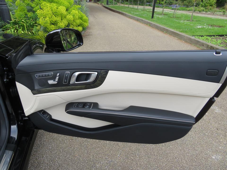 Used Mercedes-Benz SL FY14YYG 24
