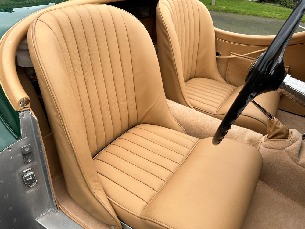 Used Jaguar XK120 1JYU 19
