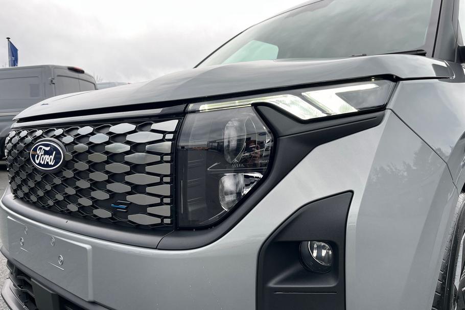 Used Ford E-TRANSIT COURIER 65/N103791 26