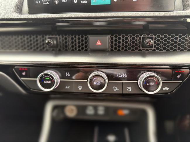 Honda CR-V Photo e385ea92-53f3-49ad-aded-0b274e06df84.jpg