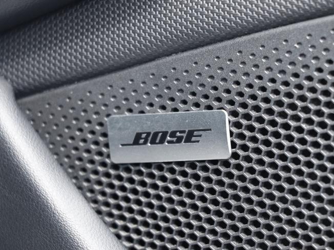 PORSCHE Taycan Photo 20