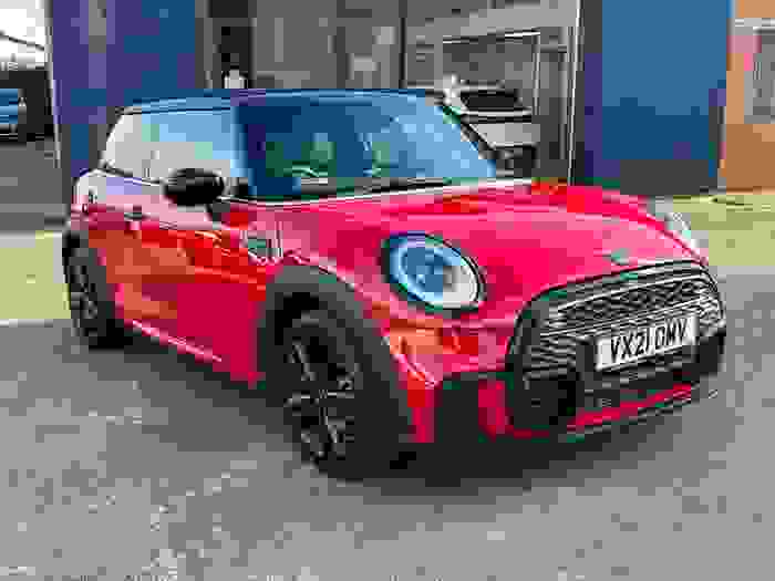Used 2021 MINI HATCH COOPER SPORT RED at Gravells