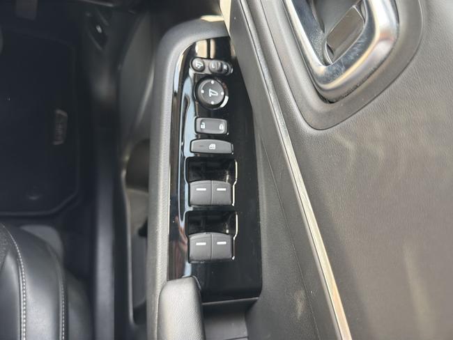 Honda HR-V Photo e3a44394-2d34-4b9d-b9b5-a85e52300c74.jpg